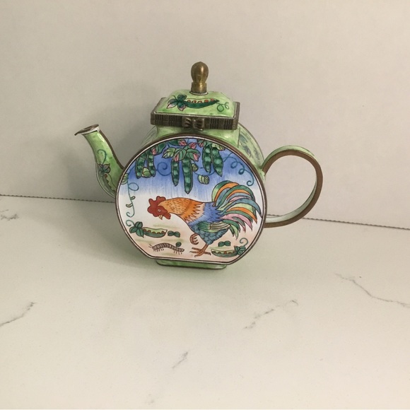 Kelvin Chen Mini Teapot - Picture 1 of 5